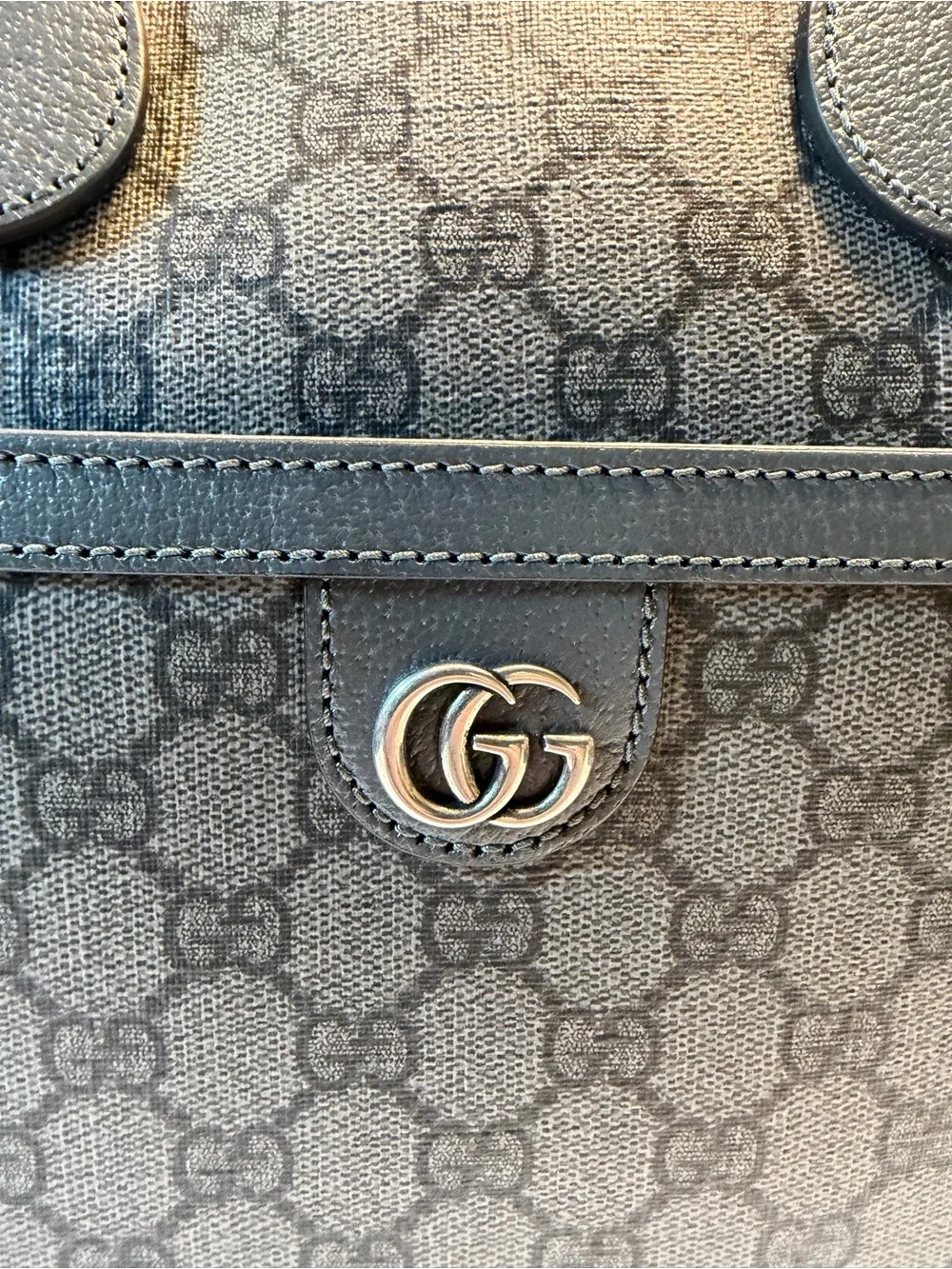 New Authentic Gucci GG Supreme Logo Ophidia Messenger Bag Briefcase Gray Medium